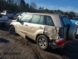 2008 Suzuki Grand Vitara with VIN JS3TE941884102058, listed as a IAAI auction lot 41433513 with 299,533 mi miles and . Bid and sale history available at DreamBid. Image 3.
