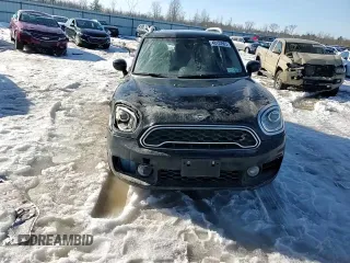 2020 MINI Countryman Cooper S with VIN WMZYX1C09L3L10487, listed as a Copart auction lot 48133965 with 87,409 mi miles and Salvage title. Bid and sale history available at DreamBid. Image 11.