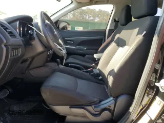 2019 Mitsubishi Outlander ES z VIN JA4AP3AU4KU020762, wystawiony jako Copart lot #50433755 z przebiegiem 177 100 mil mil oraz Szkoda całkowita • Salvage title. Historia ofert i sprzedaży dostępna na DreamBid. Obrazek 7.