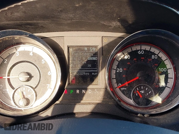 2020 Dodge Grand Caravan GT with VIN 2C4RDGEG5LR204555, listed as a IAAI auction lot 41087394 with 152,009 mi miles and . Bid and sale history available at DreamBid. Image 7.