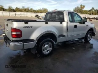 2006 Ford F-150 STX with VIN 1FTRF02W46KA92833, listed as a Copart auction lot 76401174 with 132,603 mi miles and Salvage Title. Bid and sale history available at carsss.com. Image 3.