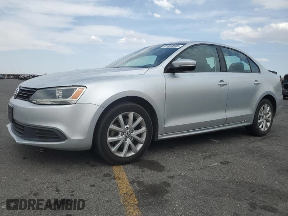 2011 Volkswagen Jetta SE с VIN 3VWDZ7AJ7BM316788, выставлен на аукционе Copart как лот 61059595 с пробегом 116 384 миль миль и Списание • Salvage title. История ставок и продаж доступна на DreamBid. Изображение 1.