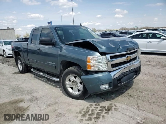 2007 Chevrolet Silverado 1500 1LT with VIN 1GCEK19047Z562949, listed as a Copart auction lot 52038545 with 266,966 mi miles and Salvage Title. Bid and sale history available at DreamBid. Image 15.