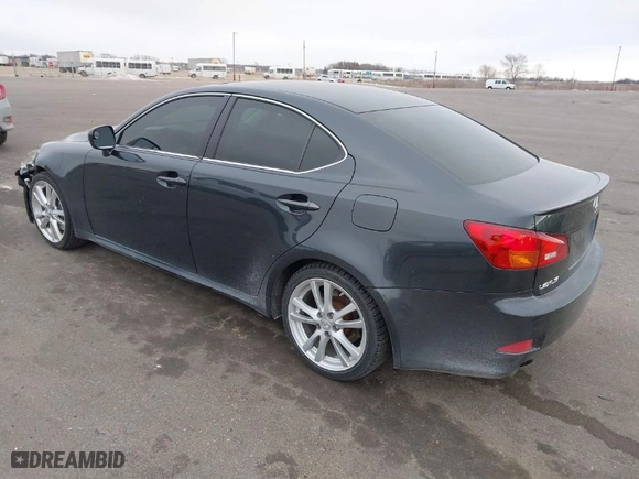 2006 Lexus IS 350 Auto with VIN JTHBE262765010064, listed as a IAAI auction lot 41431359 with 185,216 mi miles. Bid and sale history available at carsss.com. Image 3.