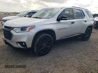 2019 Chevrolet Traverse Premier with VIN 1GNERKKW8KJ249322, listed as a Copart auction lot 43917545 with 104,758 mi miles and Salvage Title. Bid and sale history available at carsss.com. Image 1.