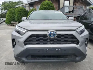 2022 Toyota RAV4 Hybrid XLE Premium with VIN 2T3B6RFV5NW034498, listed as a Copart auction lot 62395105 with 10,590 mi miles and Clean title. Bid and sale history available at DreamBid. Image 5.