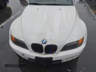1998 BMW 3 Series 1.9L with VIN 4USCH7323WLD15049, listed as a IAAI auction lot 41573398 with 133,472 mi miles. Bid and sale history available at carsss.com. Image 6.