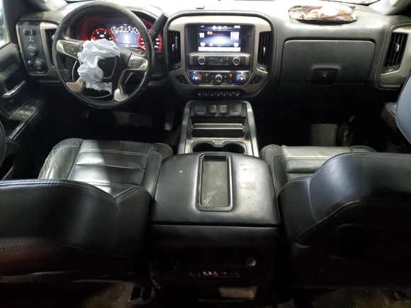 2015 GMC Sierra 2500HD Denali with VIN 1GT120E84FF514856, listed as a Copart auction lot 61423374 with 204,130 mi miles and Salvage Title. Bid and sale history available at carsss.com. Image 8.