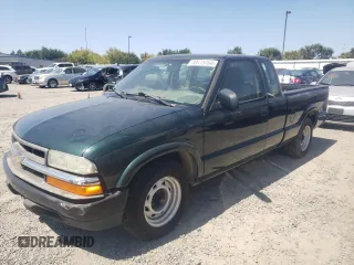 2003 Chevrolet S-10 with VIN 1GCCS19H638267297, listed as a Copart auction lot 69115764 with 53,056 mi miles and Salvage Title. Bid and sale history available at DreamBid. Image 1.