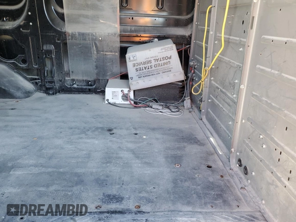 2015 Ford Transit Cargo with VIN 1FTNE1YM4FKB27383, listed as a Copart auction lot 80153074 with 228,321 mi miles and Salvage title. Bid and sale history available at DreamBid. Image 12.