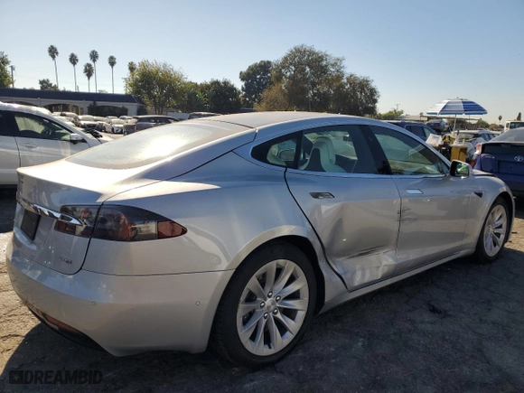 2017 Tesla Model S 100D with VIN 5YJSA1E22HF195280, listed as a Copart auction lot 81812664 with 169,517 mi miles and Salvage Title. Bid and sale history available at carsss.com. Image 3.