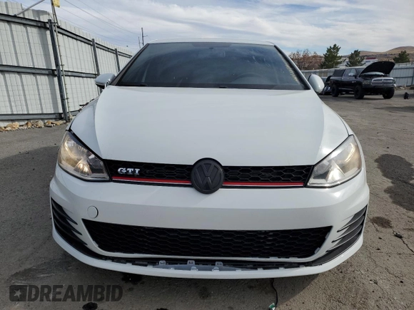 2017 Volkswagen Golf GTI S with VIN 3VW4T7AU7HM071785, listed as a Copart auction lot 40472134 with 60,685 mi miles. Bid and sale history available at carsss.com. Image 5.