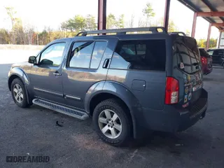 2011 Nissan Pathfinder LE with VIN 5N1AR1NB1BC616913, listed as a IAAI auction lot 40627326 with 119,372 mi miles. Bid and sale history available at carsss.com. Image 3.