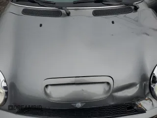 2005 MINI Hardtop S с VIN WMWRE33465TD90908, выставлен на аукционе Copart как лот 50671585 с пробегом Не указан миль и Списание • Salvage title. История ставок и продаж доступна на DreamBid. Изображение 11.