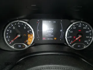 2018 Jeep Renegade Sport with VIN ZACCJBAB5JPJ41077, listed as a Copart auction lot 42986385 with 86,418 mi miles and Salvage title. Bid and sale history available at DreamBid. Image 9.