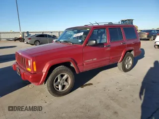 1999 Jeep Cherokee Sport with VIN 1J4FT68S2XL520858, listed as a Copart auction lot 84043714 with 109,950 mi miles and Salvage Title. Bid and sale history available at carsss.com. Image 1.