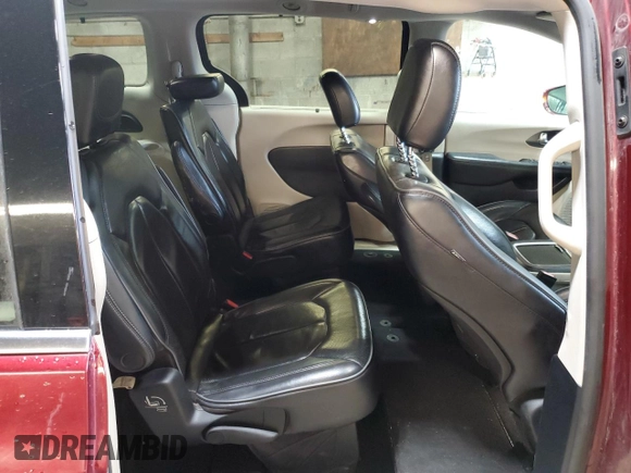 2019 Chrysler Pacifica Limited z VIN 2C4RC1GG6KR746002, wystawiony jako Copart lot #52641125 z przebiegiem 133 755 mil mil oraz Szkoda całkowita • Salvage title. Historia ofert i sprzedaży dostępna na DreamBid. Obrazek 11.