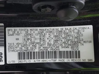 2013 Toyota Tacoma with VIN 3TMMU4FN5DM052257, listed as a IAAI auction lot 41260265 with 121,882 mi miles. Bid and sale history available at carsss.com. Image 9.