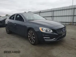 2015 Volvo S60 T5 Drive-E Premier with VIN YV126MFK6F1352357, listed as a Copart auction lot 70982193 with 31,445 mi miles. Bid and sale history available at carsss.com. Image 4.