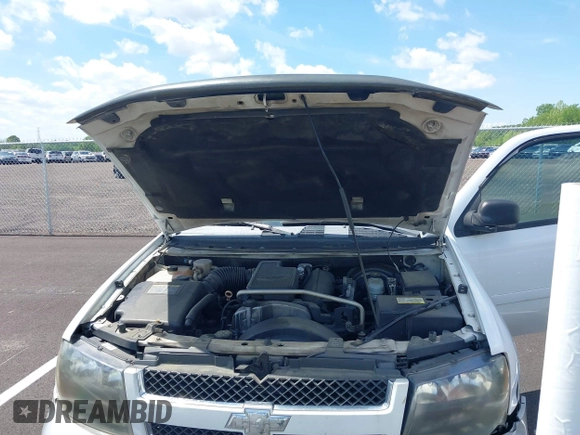 2007 Chevrolet TrailBlazer LS with VIN 1GNDS13S672109003, listed as a IAAI auction lot 42025834 with 270,929 mi miles and . Bid and sale history available at DreamBid. Image 10.