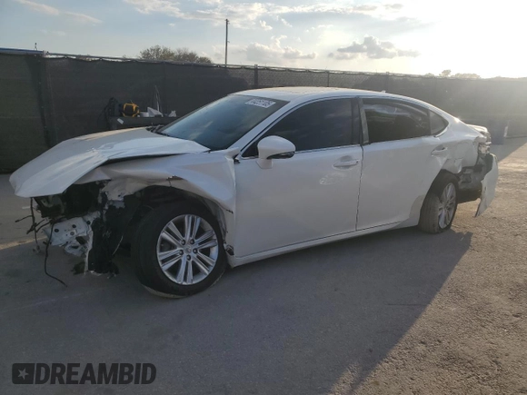 2014 Lexus ES 350 with VIN JTHBK1GG0E2092264, listed as a Copart auction lot 44251105 with 0 mi miles and Salvage Title. Bid and sale history available at carsss.com. Image 1.