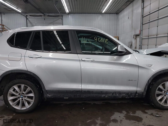 2013 BMW X3 xDrive28i with VIN 5UXWX9C52DL874015, listed as a IAAI auction lot 41542818 with 84,610 mi miles. Bid and sale history available at carsss.com. Image 13.