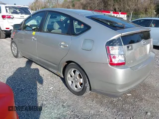 2005 Toyota Prius with VIN JTDKB22U550122858, listed as a IAAI auction lot 42023701 with 262,843 mi miles. Bid and sale history available at carsss.com. Image 3.