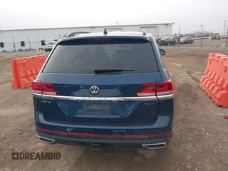 2023 Volkswagen Atlas SE z VIN 1V2KR2CA8PC504298, wystawiony jako IAAI lot #41234957 z przebiegiem 34 762 mil mil oraz . Historia ofert i sprzedaży dostępna na DreamBid. Obrazek 16.
