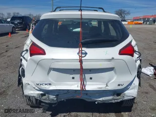 2018 Nissan Kicks S with VIN 3N1CP5CU1JL508859, listed as a IAAI auction lot 41814663 with 24,192 mi miles. Bid and sale history available at carsss.com. Image 6.
