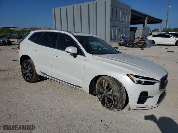 2023 Volvo XC60 Plus Bright Theme with VIN YV4L12DE4P1259474, listed as a Copart auction lot 57927694 with 18,576 mi miles and Salvage Title. Bid and sale history available at carsss.com. Image 4.
