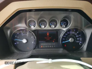 2014 Ford F-250 XL with VIN 1FT7W2BT2EEB50315, listed as a Copart auction lot 61084655 with 268,445 mi miles and Salvage title. Bid and sale history available at DreamBid. Image 9.