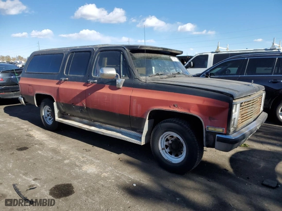 1988 Chevrolet Suburban with VIN 1GNGR26K1JF150407, listed as a Copart auction lot 81728774 with 27,783 mi miles and Non Repairable. Bid and sale history available at carsss.com. Image 4.