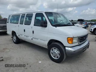 2006 Ford Econoline Passenger XL with VIN 1FBSS31L76DA19499, listed as a Copart auction lot 64693445 with 407,254 mi miles and Clean title. Bid and sale history available at DreamBid. Image 4.