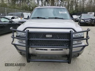 2006 Chevrolet Suburban Z71 with VIN 3GNFK16Z16G115704, listed as a Copart auction lot 52388955 with 274,722 mi miles and Salvage Title. Bid and sale history available at DreamBid. Image 5.