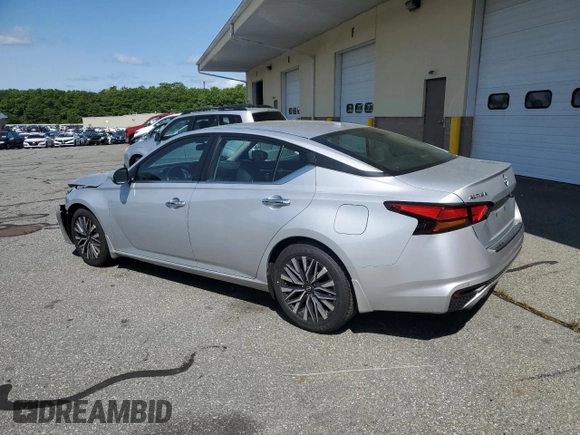 2023 Nissan Altima SV z VIN 1N4BL4DV3PN360945, wystawiony jako Copart lot #59343515 z przebiegiem 55 510 mil mil oraz Czysty tytuł • Clean title. Historia ofert i sprzedaży dostępna na DreamBid. Obrazek 2.