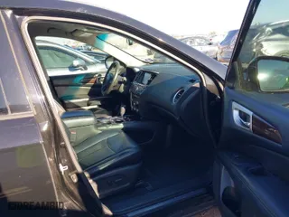 2014 Nissan Pathfinder SV with VIN 5N1AR2MN9EC703495, listed as a IAAI auction lot 41676908 with 233,047 mi miles. Bid and sale history available at carsss.com. Image 5.