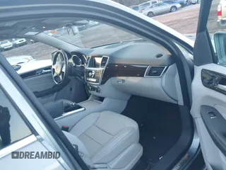 2015 Mercedes-Benz M 350 with VIN 4JGDA5JB1FA452999, listed as a IAAI auction lot 41100935 with 52,636 mi miles and . Bid and sale history available at DreamBid. Image 5.