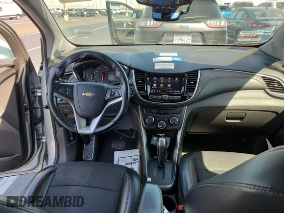 2020 Chevrolet Trax LT с VIN KL7CJPSB1LB010835, выставлен на аукционе IAAI как лот 42832682 с пробегом 51 060 миль миль и . История ставок и продаж доступна на DreamBid. Изображение 14.