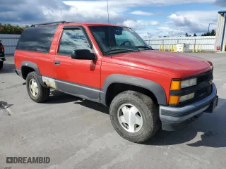 1998 Chevrolet Tahoe with VIN 3GNEK18R0WG114682, listed as a Copart auction lot 75619714 with 208,770 mi miles and Clean Title. Bid and sale history available at carsss.com. Image 4.