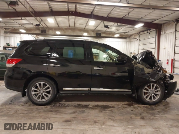 2015 Nissan Pathfinder SV z VIN 5N1AR2MM9FC632565, wystawiony jako IAAI lot #42250526 z przebiegiem 132 996 mil mil oraz . Historia ofert i sprzedaży dostępna na DreamBid. Obrazek 14.