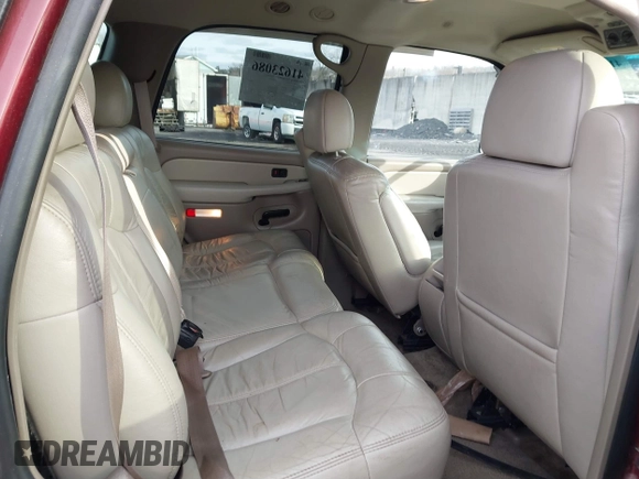 2001 Chevrolet Tahoe LT with VIN 1GNEK13TX1J281979, listed as a IAAI auction lot 41623086 with 297,509 mi miles. Bid and sale history available at carsss.com. Image 8.