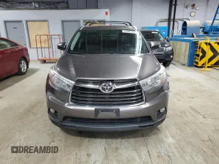 2016 Toyota Highlander XLE z VIN 5TDJKRFH0GS500635, wystawiony jako Copart lot #55602525 z przebiegiem 108 930 mil mil oraz Czysty tytuł • Clean title. Historia ofert i sprzedaży dostępna na DreamBid. Obrazek 5.