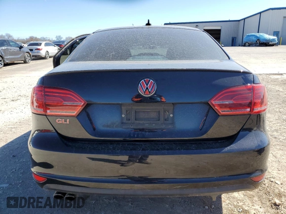 2014 Volkswagen Jetta GLI Edition 30 z VIN 3VW4S7AJ4EM325666, wystawiony jako Copart lot #47444345 z przebiegiem 182 665 mil mil oraz Szkoda całkowita • Salvage title. Historia ofert i sprzedaży dostępna na DreamBid. Obrazek 6.