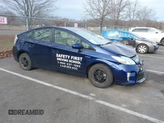 2015 Toyota Prius Four with VIN JTDKN3DU6F0404759, listed as a IAAI auction lot 41017473 with 79,005 mi miles. Bid and sale history available at carsss.com. Image 1.