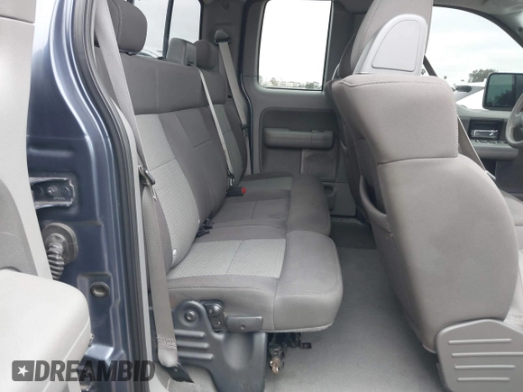 2005 Ford F-150 XLT z VIN 1FTPX12535FB56739, wystawiony jako IAAI lot #42385837 z przebiegiem Nie podano mil oraz . Historia ofert i sprzedaży dostępna na DreamBid. Obrazek 8.