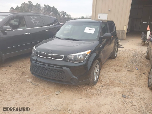 2016 Kia Soul with VIN KNDJN2A23G7408852, listed as a IAAI auction lot 41749819 with 112,037 mi miles. Bid and sale history available at carsss.com. Image 2.