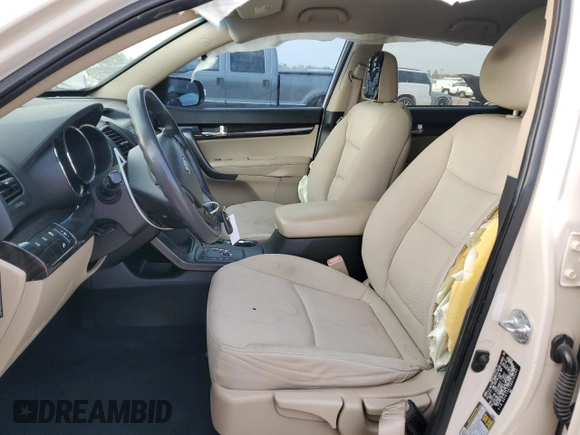 2011 Kia Sorento LX with VIN 5XYKT3A13BG159293, listed as a Copart auction lot 48415695 with 145,957 mi miles and Non Repairable. Bid and sale history available at carsss.com. Image 7.