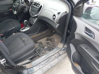 2017 Chevrolet Sonic LT with VIN 1G1JD5SH8H4124958, listed as a IAAI auction lot 42196563 with 172,559 mi miles and . Bid and sale history available at DreamBid. Image 5.