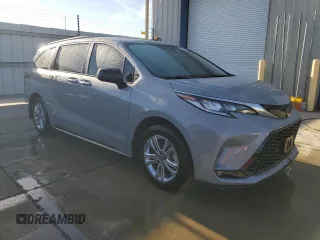 2023 Toyota Sienna XSE with VIN 5TDDSKFC9PS104275, listed as a Copart auction lot 43190195 with 19,644 mi miles and Salvage title. Bid and sale history available at DreamBid. Image 4.