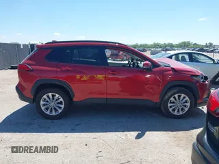2022 Toyota Corolla Cross LE с VIN 7MUCAAAG3NV028977, выставлен на аукционе IAAI как лот 42243310 с пробегом 47 494 миль миль и . История ставок и продаж доступна на DreamBid. Изображение 14.